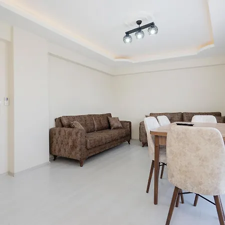 Duplex Flat W Nature View Balcony And Ac In 公寓