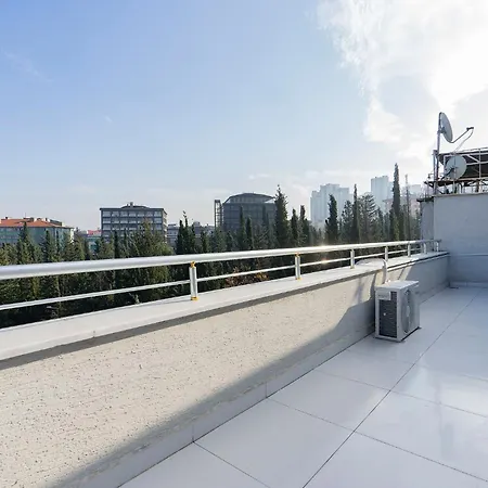 公寓 Duplex Flat W Nature View Balcony And Ac In